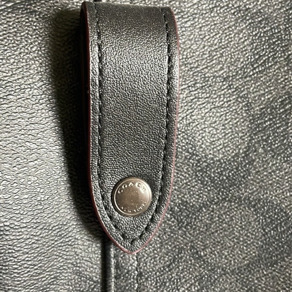 Men’s coach duffel bag, brand new never used. Tags still in pocket! - Picture 9 of 13